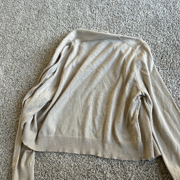 Calvin Klein cardigan - Picture 3 of 4
